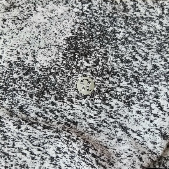 Lululemon Wunder Under Pant III Luxtreme, size 4, in Diffusion White Black - Picture 6 of 12